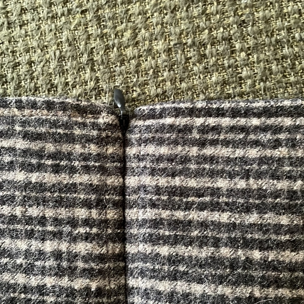 Max Mara Weekend Classic Gray Tweed A-Line Skirt (sz 10) - Picture 7 of 8